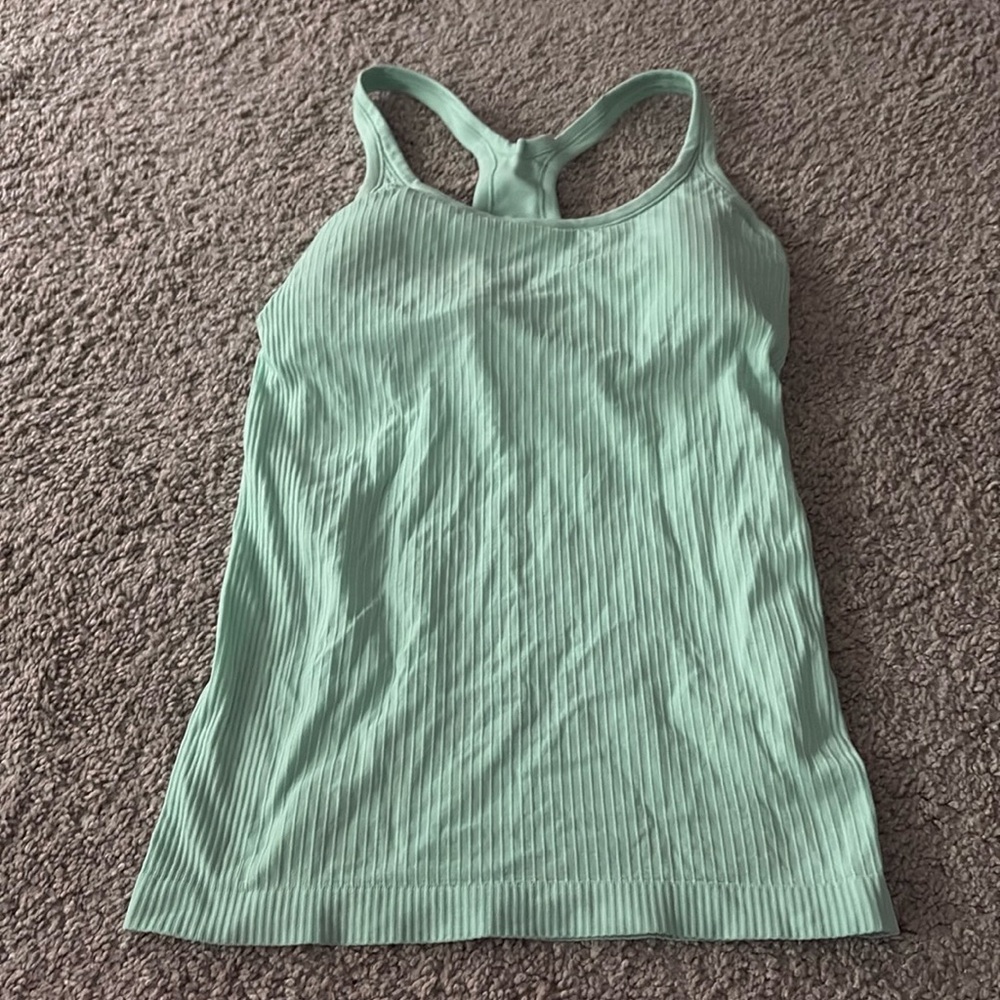 Lululemon racer tank with built in bra
